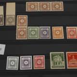 Konvolut Briefmarken Besatzung, Berlin und Welt - photo 8