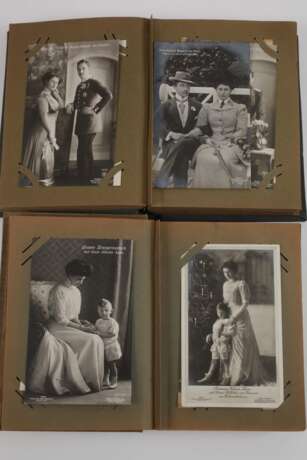 Zwei Postkartenalben deutsche Kaiserfamilie - photo 5