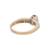 Ring mit Saphir, ca. 1,9 ct, oval fac., schönes Blau, - photo 3