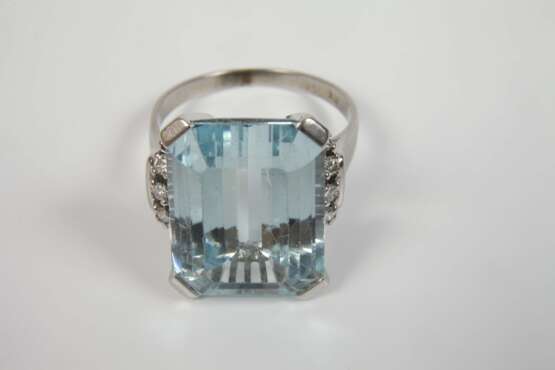 Damenring mit Aquamarin und Brillanten - photo 2