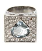 Ювелирные изделия. Prächtiger Damenring mit Aquamarin und Brillanten