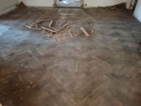 83 qm Parkettboden - photo 4