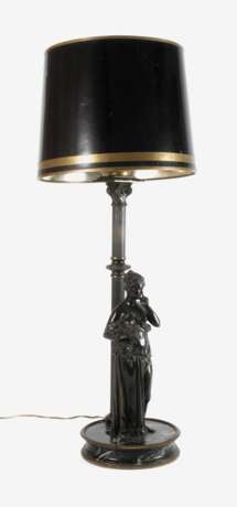 Figürliche Tischlampe - photo 1