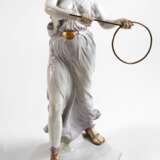 Meissen ”Reifenspielerin mit Stab” - photo 1