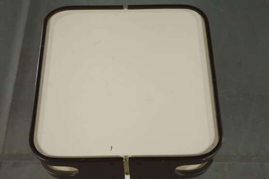 Schaumstoffsessel und Beistelltisch - фото 6