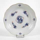 Meissen großer Wandteller "Reicher blauer Drache" - photo 1