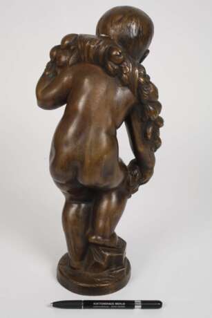 Putto mit Blütenranke - photo 5