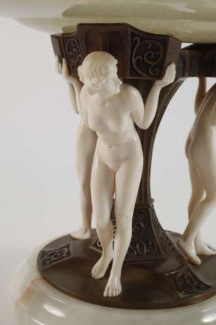 Ferdinand Preiss, Tafelaufsatz - photo 4