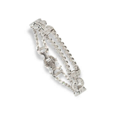 Diamond bracelet in Art Deco style - photo 1