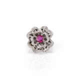Ladies' ring in flower shape with diamond and ruby setting - photo 1