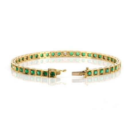 Emerald and diamond bracelet - photo 4