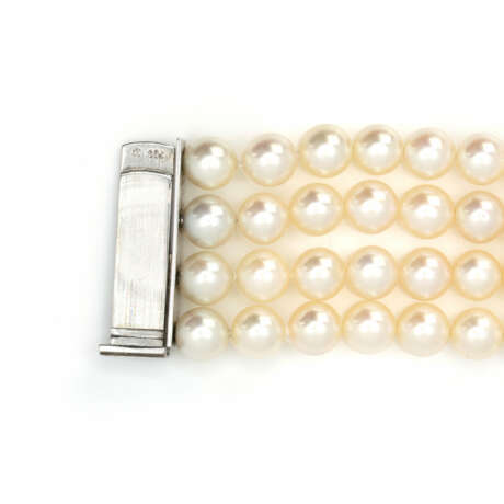 Pearl bracelet with diamond clasp - photo 4