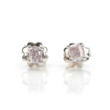 Diamond stud earrings - photo 1