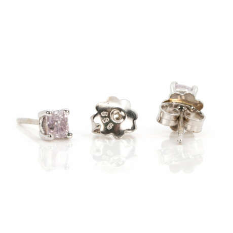 Diamond stud earrings - photo 2