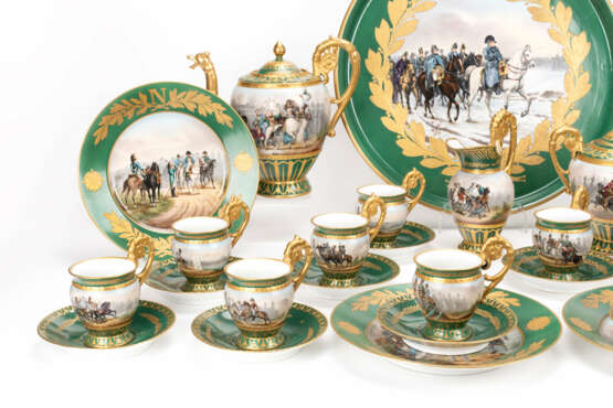 Empirestil-Kaffeeservice im Stil von Sèvres für 12 Personen - photo 3