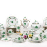 Herend dinner and mocha/tea service 'Apponyi green' and 'Fleur des indes green' - photo 1