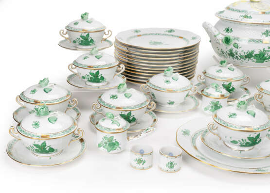 Herend dinner and mocha/tea service 'Apponyi green' and 'Fleur des indes green' - photo 9