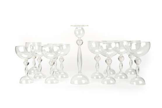 Barovier & Toso set of white and red wine glasses and 1 candlestick 'The Sherry Netherlands' - photo 2