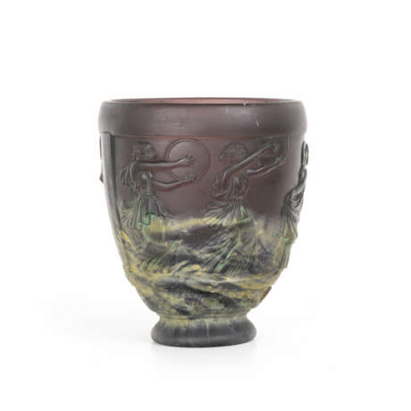 Beaker vase by Georges de Feure - photo 1