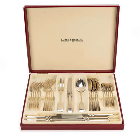 Robbe & Berking silver cutlery set 'Alt-Spaten' for 12 people - photo 1