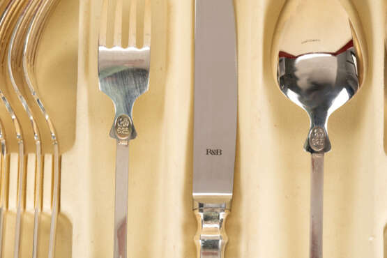 Robbe & Berking silver cutlery set 'Alt-Spaten' for 12 people - photo 2