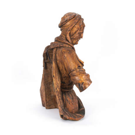 Figure of St. Anne, originally from the group of figures 'Anna teaches Mary to - photo 2