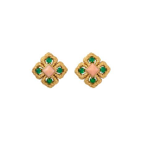 VAN CLEEF & ARPELS CORAL AND CHRYSOPRASE 'DELPHES' EARRINGS - photo 1