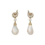 NATURAL PEARL AND DIAMOND EARRINGS - photo 1