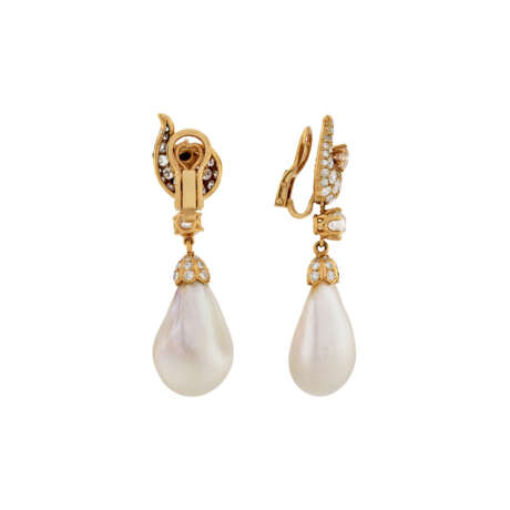 NATURAL PEARL AND DIAMOND EARRINGS - photo 3