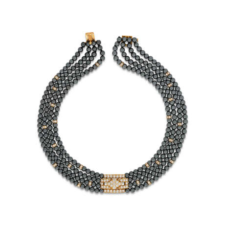VAN CLEEF & ARPELS HEMATITE AND DIAMOND CHOKER - photo 1