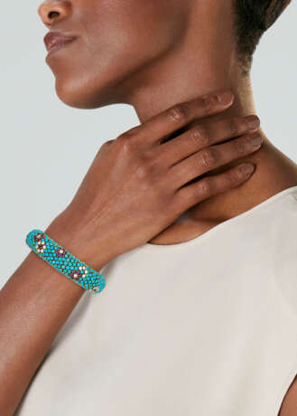 VAN CLEEF & ARPELS TURQUOISE, AMETHYST AND DIAMOND 'BAGATELLE' BRACELET - photo 2