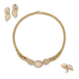 BULGARI SUITE OF CORAL, QUARTZ AND DIAMOND JEWELLERY - photo 1