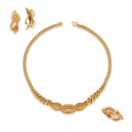 BULGARI SUITE OF CORAL, QUARTZ AND DIAMOND JEWELLERY - photo 3