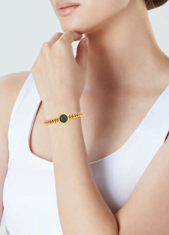 BULGARI COIN AND GOLD 'MONETE' BRACELET - photo 2
