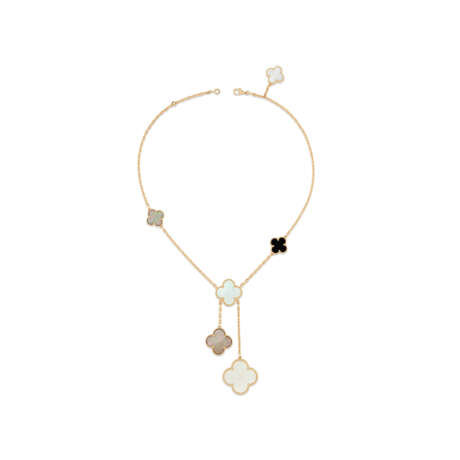 VAN CLEEF & ARPELS MOTHER-OF-PEARL AND ONYX 'MAGIC ALHAMBRA' NECKLACE - photo 3