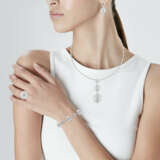 CARTIER SUITE OF DIAMOND 'HIMALIA' JEWELLERY - photo 2