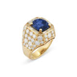 BULGARI SAPPHIRE AND DIAMOND 'TROMBINO' RING - photo 1