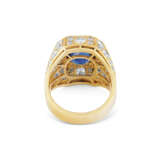 BULGARI SAPPHIRE AND DIAMOND 'TROMBINO' RING - photo 4