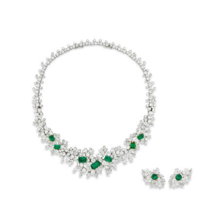 SET OF EMERALD AND DIAMOND JEWELLERY - photo 1