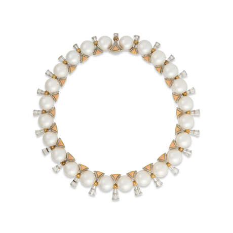 ROGER DOYLE CULTURED PEARL, DIAMOND AND ENAMEL NECKLACE - Foto 1