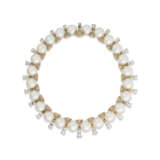ROGER DOYLE CULTURED PEARL, DIAMOND AND ENAMEL NECKLACE - Foto 1