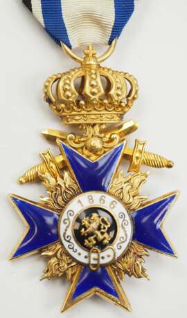Bayern: Militär-Verdienst-Orden, 3. Klasse mit Krone und Schwertern. - photo 3