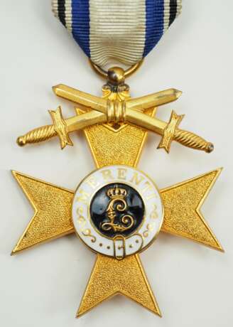 Bayern: Militär-Verdienstkreuz, 3. Form (1913-1918), 1. Klasse mit Schwertern. - photo 1