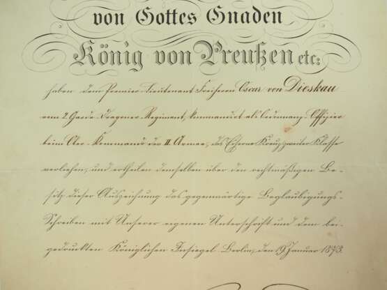 Preussen: Eisernes Kreuz, 1870, 2. Klasse mit Eichenbruch "25", Prinzengröße, mit Urkunde für einen Premier-Lieutenant im 2. Garde-Dragoner-Regiment, komm. als Ordonanz-Offizier beim Ober-Kommando der II. Armee… - photo 4