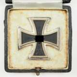 Eisernes Kreuz, 1939, 1. Klasse, im Etui - L/11. - Foto 1