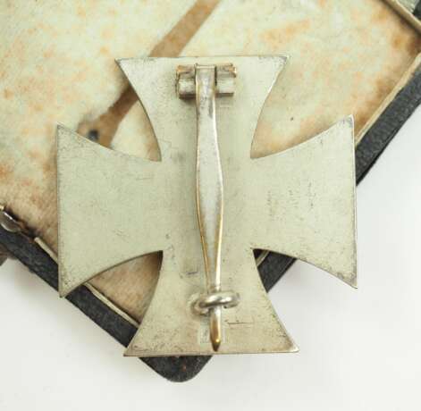 Eisernes Kreuz, 1939, 1. Klasse, im Etui - L/11. - Foto 3