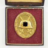 Verwundetenabzeichen, 1939, Gold, im Etui. - photo 1