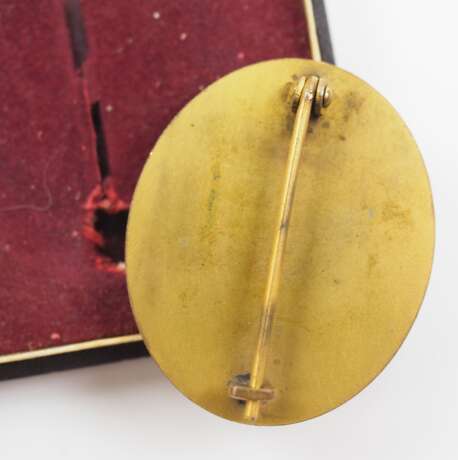 Verwundetenabzeichen, 1939, Gold, im Etui. - photo 3