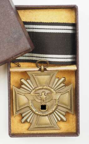 NSDAP: Dienstauszeichnung, in Bronze, im Etui - 15. - Foto 1