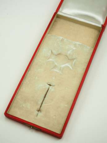 Bulgarien: St. Alexander Orden, 5. Modell (1946-1948), 2. Klasse Etui. - фото 2